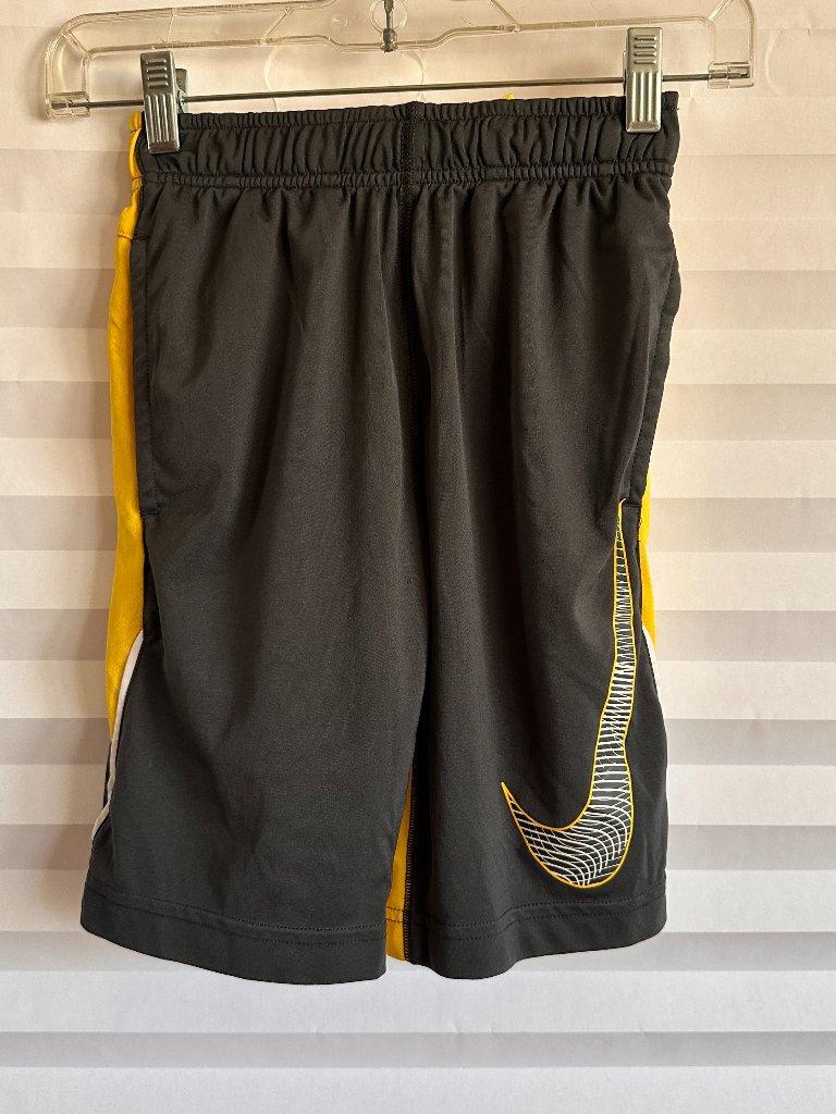 Nike Dri-Fit Athletic Gym Shorts Drawstring Waist Mens Size Small S